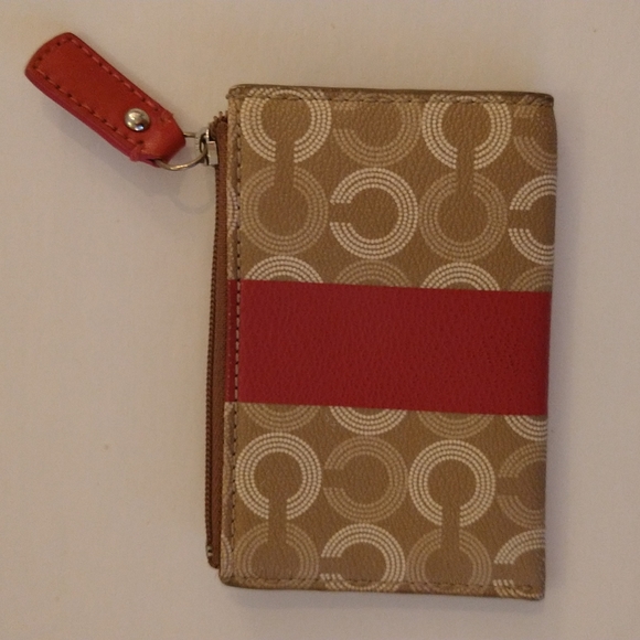 VGUC. Coach Kristen card carrier and keychain. - Picture 3 of 6